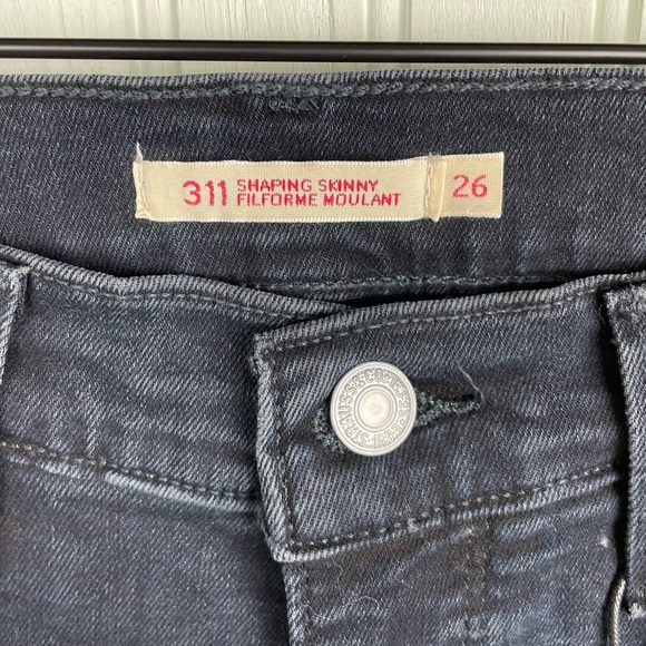 NEW Levi's Premium Women's 311 Shaping Skinny Dark Wash Denim Jeans Size 26 - Picture 8 of 13